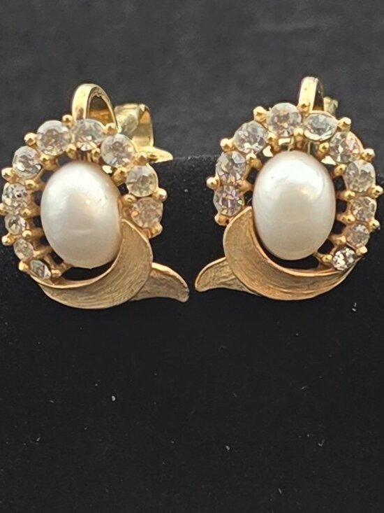 Crown Trifari Jewelry - Alfred Philippe Crown Trifari Brushed Gold, Faux Pearl and Rhinestone Earrings